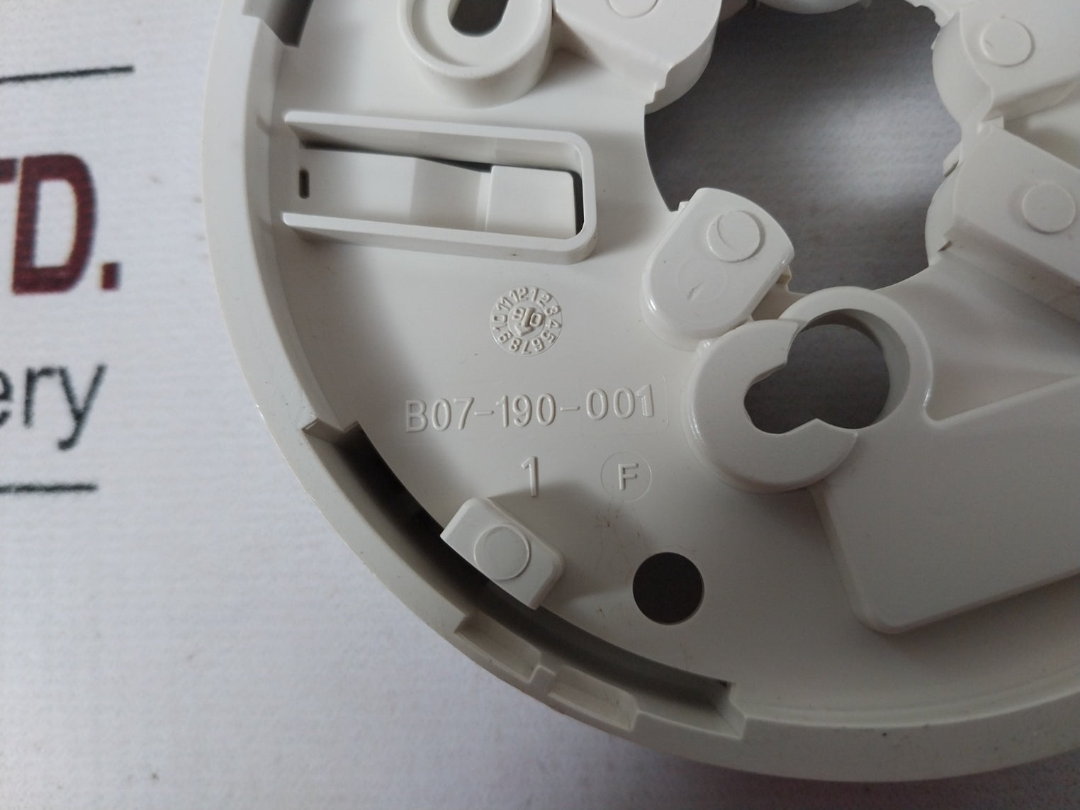 Lot Of 13X System Sensor B401 Detector Base