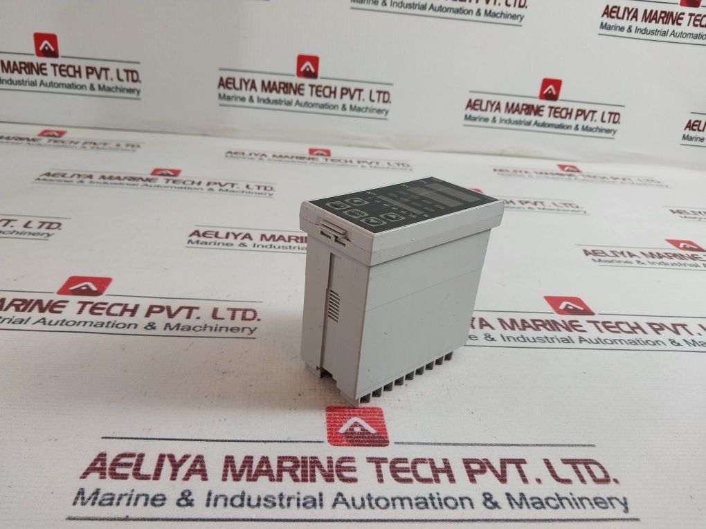 Taie Fu86-701000 Digital Pid Controller 50/60 Hz 4Va