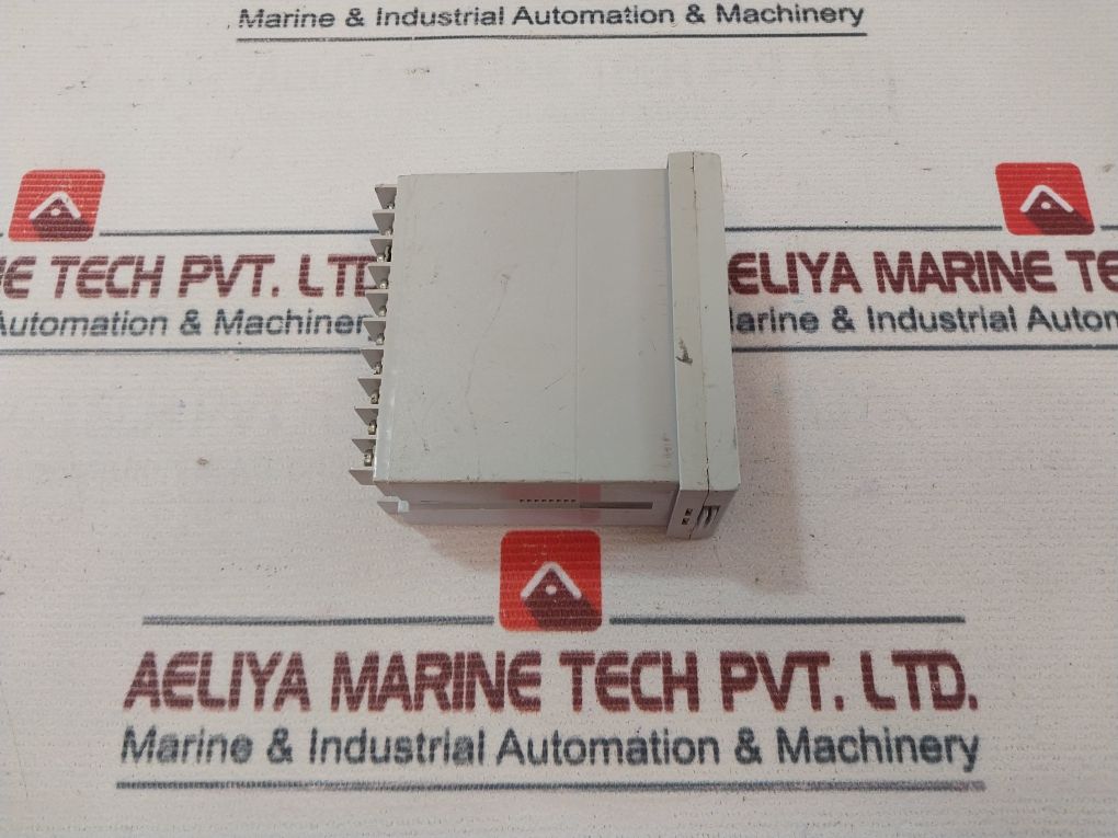 Taie Fu86 Digital Pid Controller Nfu86-701000