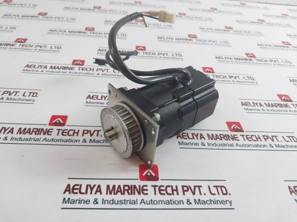 Tamagawa 4507N4030E200 Ac Servo Motor 200V