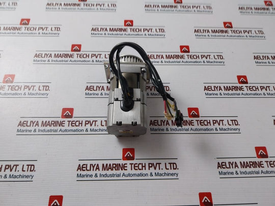 Tamagawa Seiki 4507N4035E200 Ac Servo Motor 200W 200V