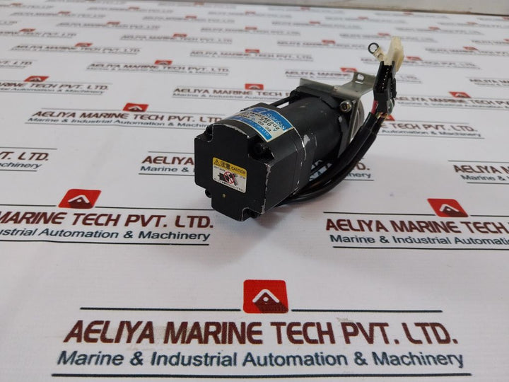 Tamagawa Seiki Ts 4503N4024E202 Ac Servo Motor 100W 200V