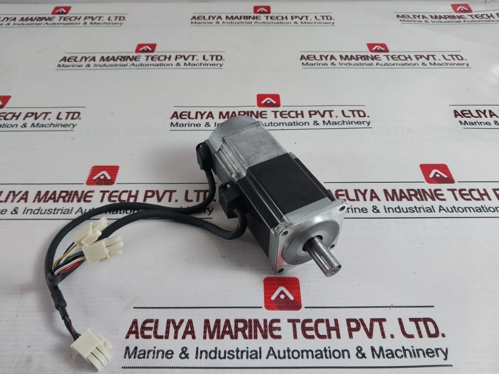 Tamagawa Seiki Ts 4609N6532E200 Ac Servo Motor