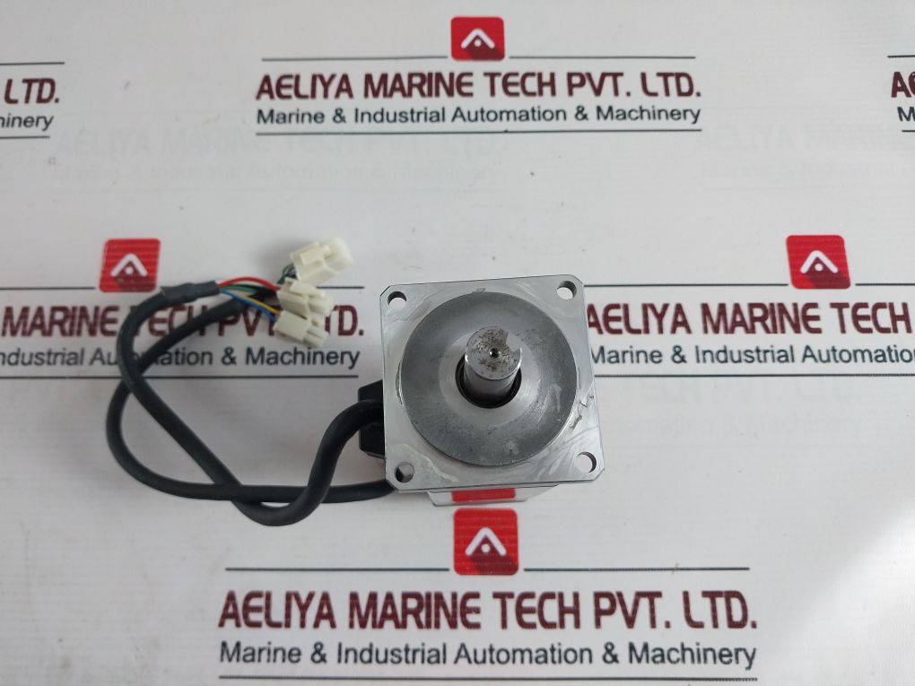 Tamagawa Seiki Ts 4609N6532E200 Ac Servo Motor