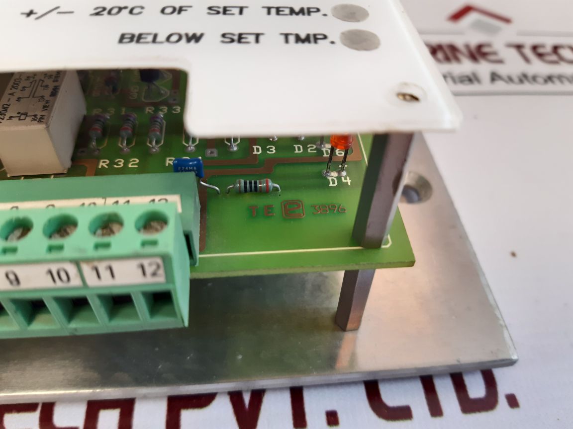 Teamtec 890801 Vacuum Controller 900601 Temp. Controller