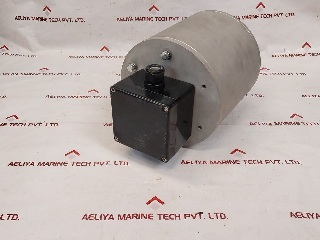 Techned Tb-amg-219 Cctv Lexan With Heavy Duty Bracket