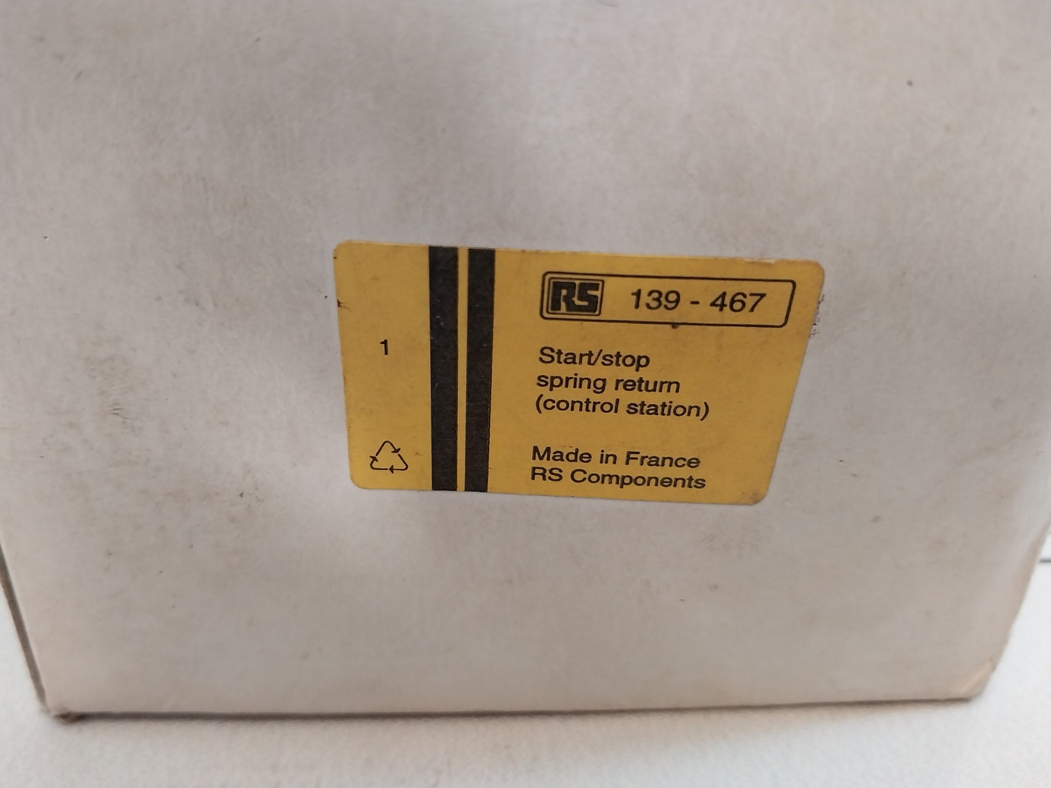 Telemecanique 139-467 Pushbutton Control Station