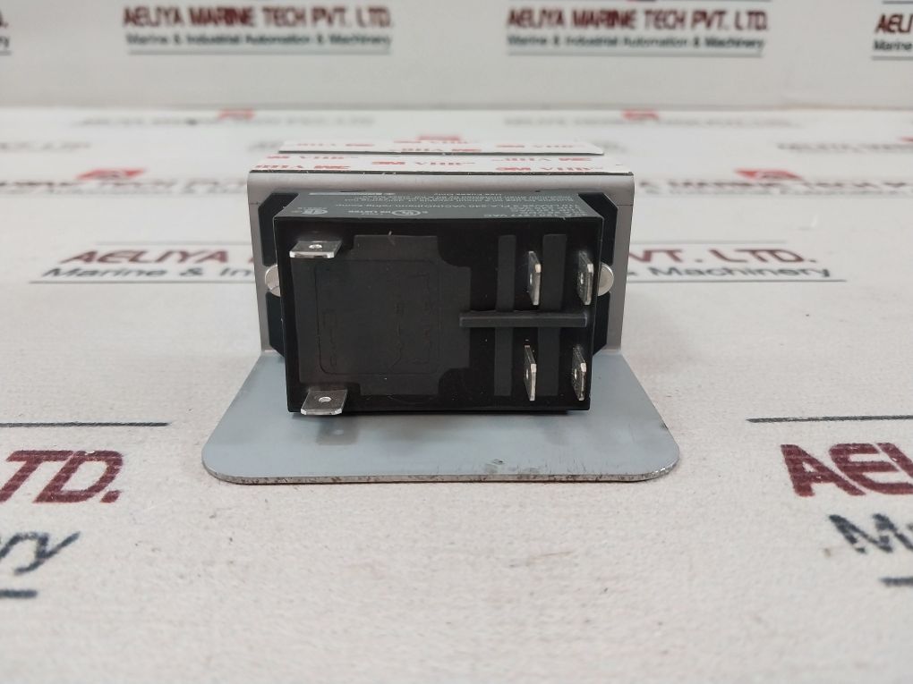 Telemecanique 30A 120/277 Vac Set