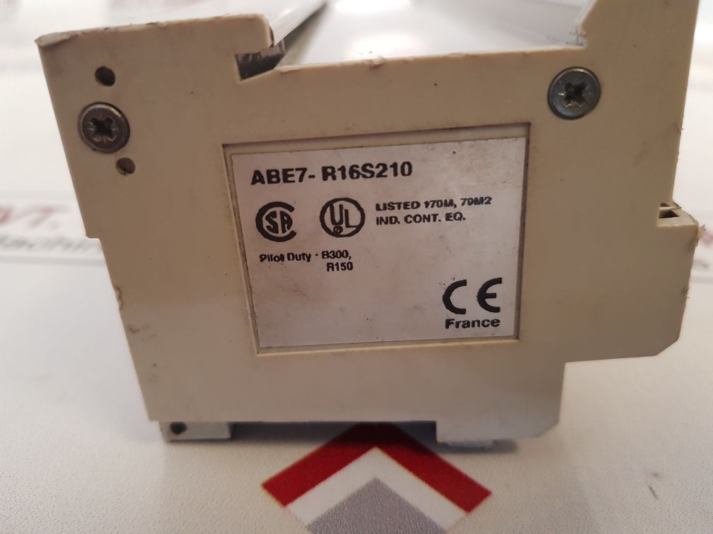 Telemecanique Abe7-r16S210 I/O Module 16 Relay Output 24Vdc