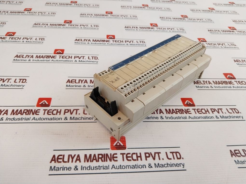 Telemecanique Abe7-r16S212 Output Module 24Vdc
