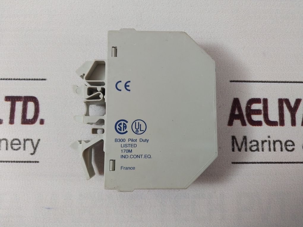Telemecanique Abr-1S318B Relay 24V Ac Dc