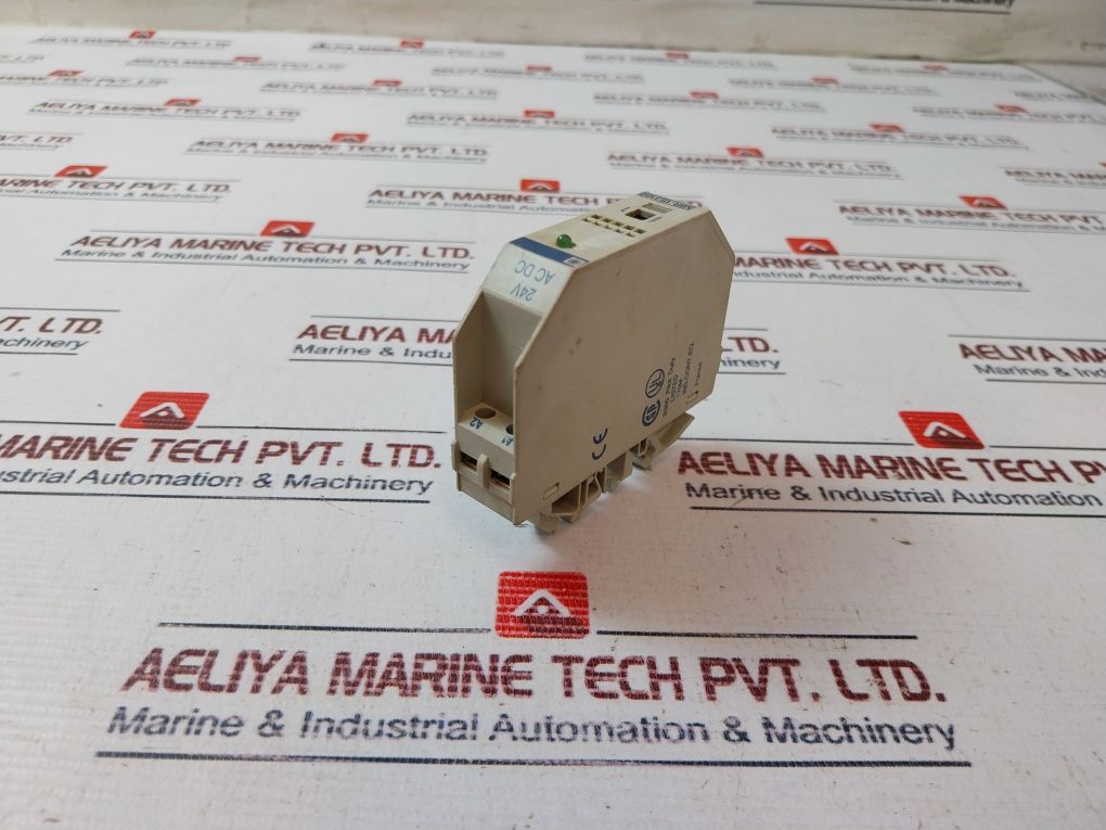 Telemecanique Abr-1S318B Relay 24V Ac Dc