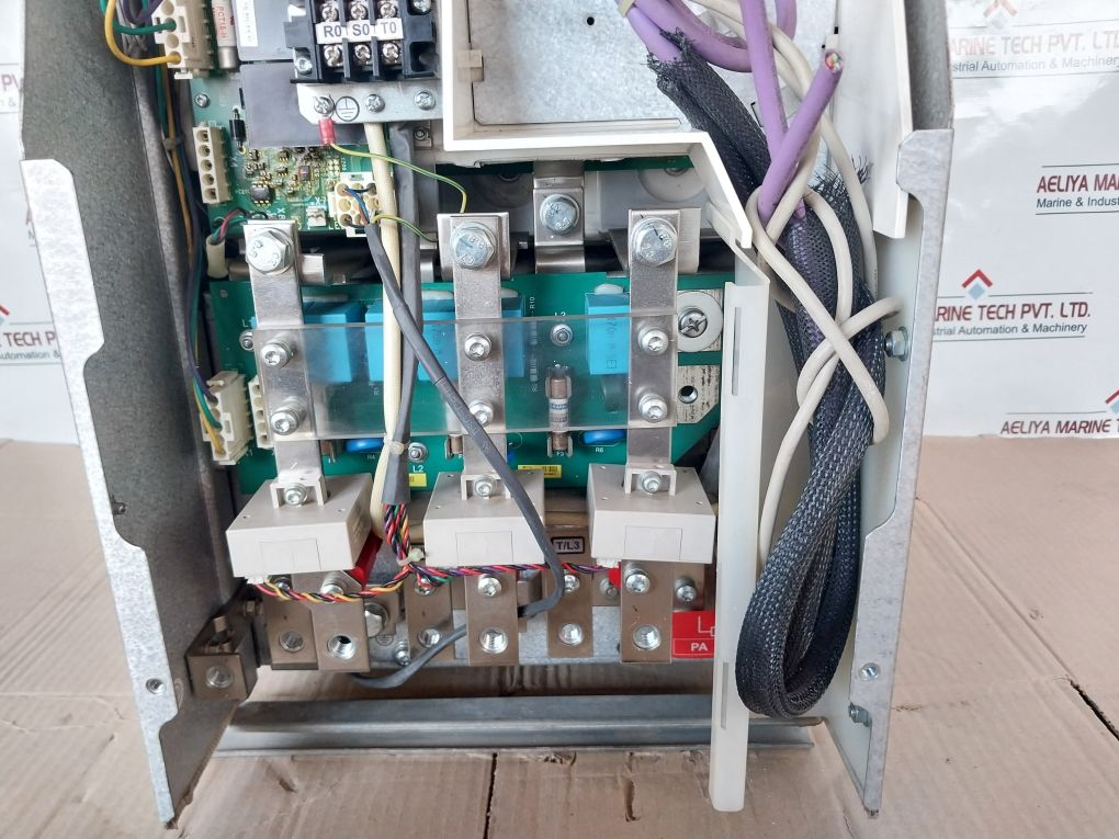 Telemecanique Atv71Qc16Y Variable Speed Drive