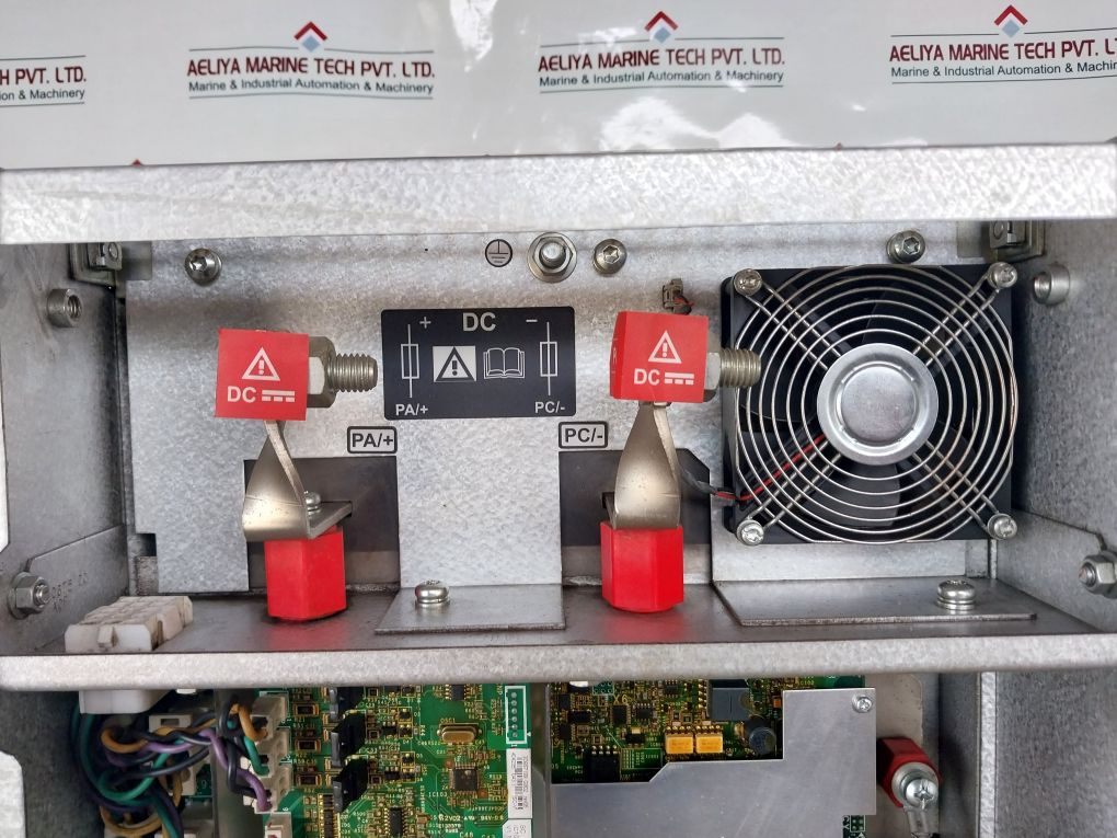 Telemecanique Atv71Qc16Y Variable Speed Drive