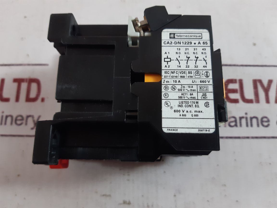 Telemecanique ca2-dn1229.a65 contactor