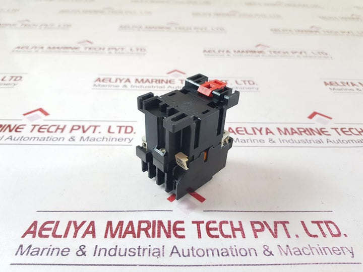 Telemecanique Ca2-dn140.A65 Control Relay
