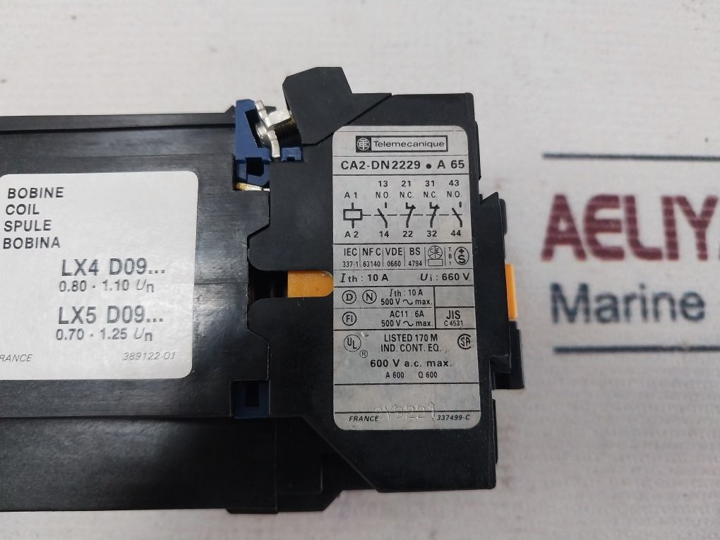 Telemecanique Ca2-dn2229•A 65 Control Relay 10A
