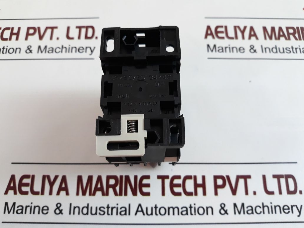 Telemecanique Ca2-dn22M7 Control Relay 