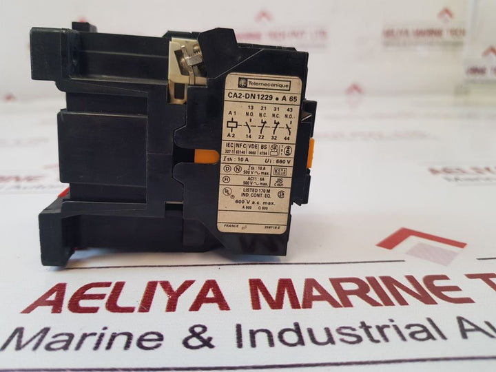 Telemecanique Ca2-dn 1229•A 65 Contactor 400V415V440V 50Hz 440V480V 60 Hz
