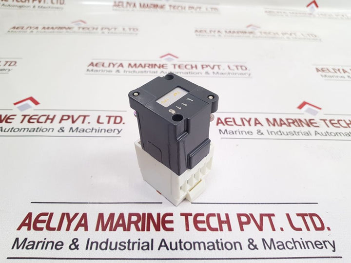Telemecanique Ca2-fn 222 Control Relay