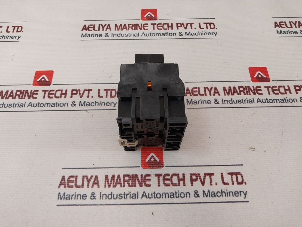 Telemecanique Ca2 Dk 22 Control Relay