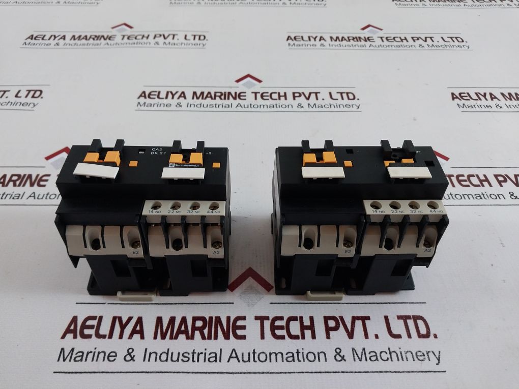 Telemecanique Ca2 Dk 22 Latching Relay/Control Relay Ca2Dk22M7