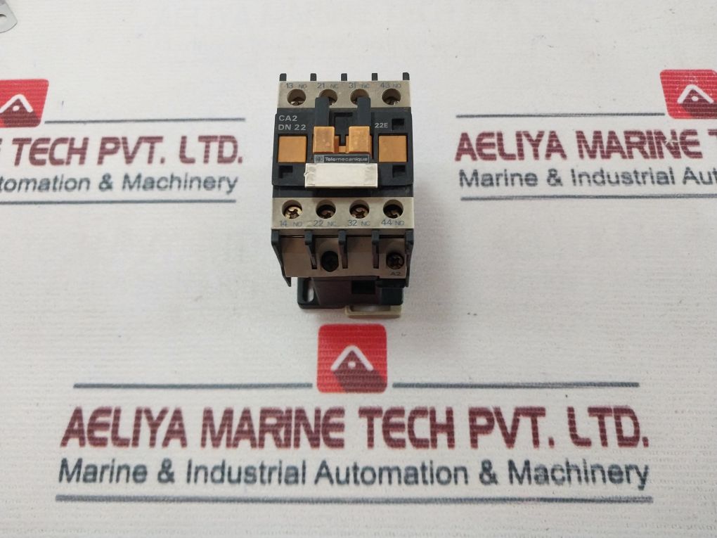 Telemecanique Ca2 Dn22 Control Relay