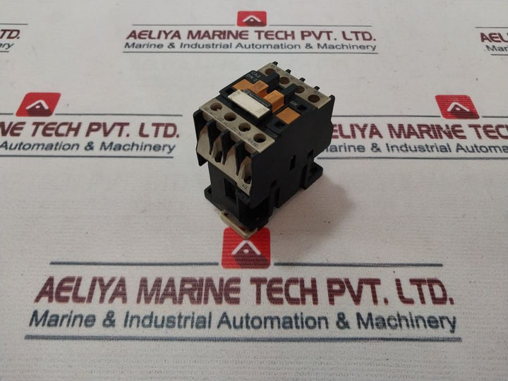 Telemecanique Ca2 Dn22 Control Relay