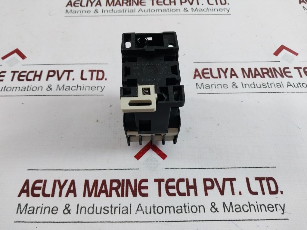 Telemecanique Ca2 Dn31 Control Relay Ca2 Dn31B5 24V 50Hz