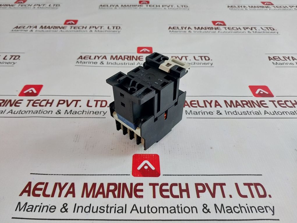 Telemecanique Ca2 Dn31 Auxiliary Contactor 230V 50Hz