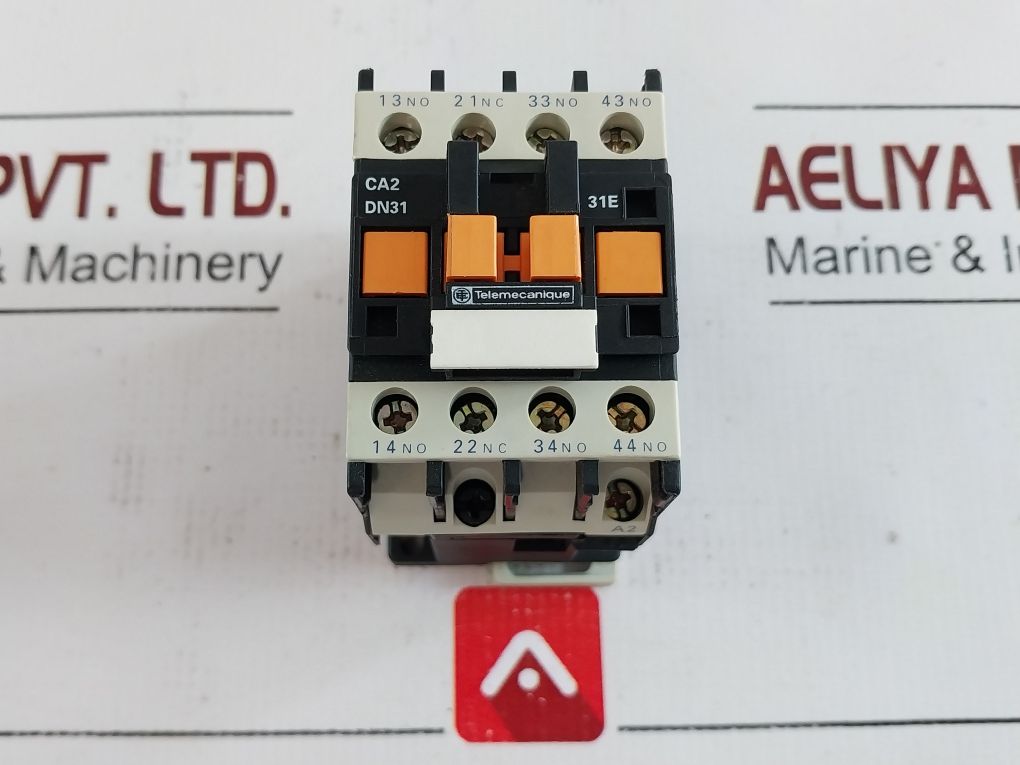 Telemecanique Ca2 Dn31 Auxiliary Contactor 230V 50Hz