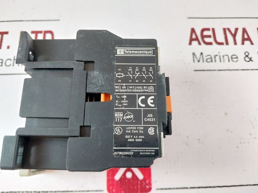 Telemecanique Ca2 Dn31 Contactor 220-230V 50Hz 220-240V 60Hz