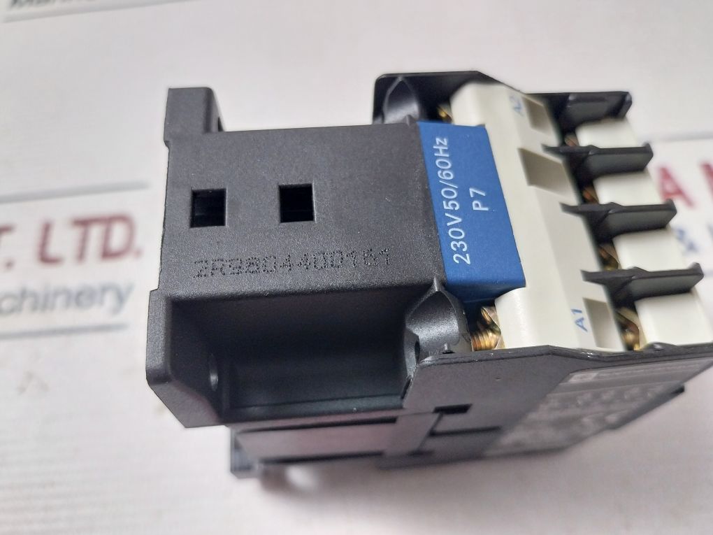 Telemecanique Ca2 Dn31P7 Contactor Relay 230V 50/60Hz