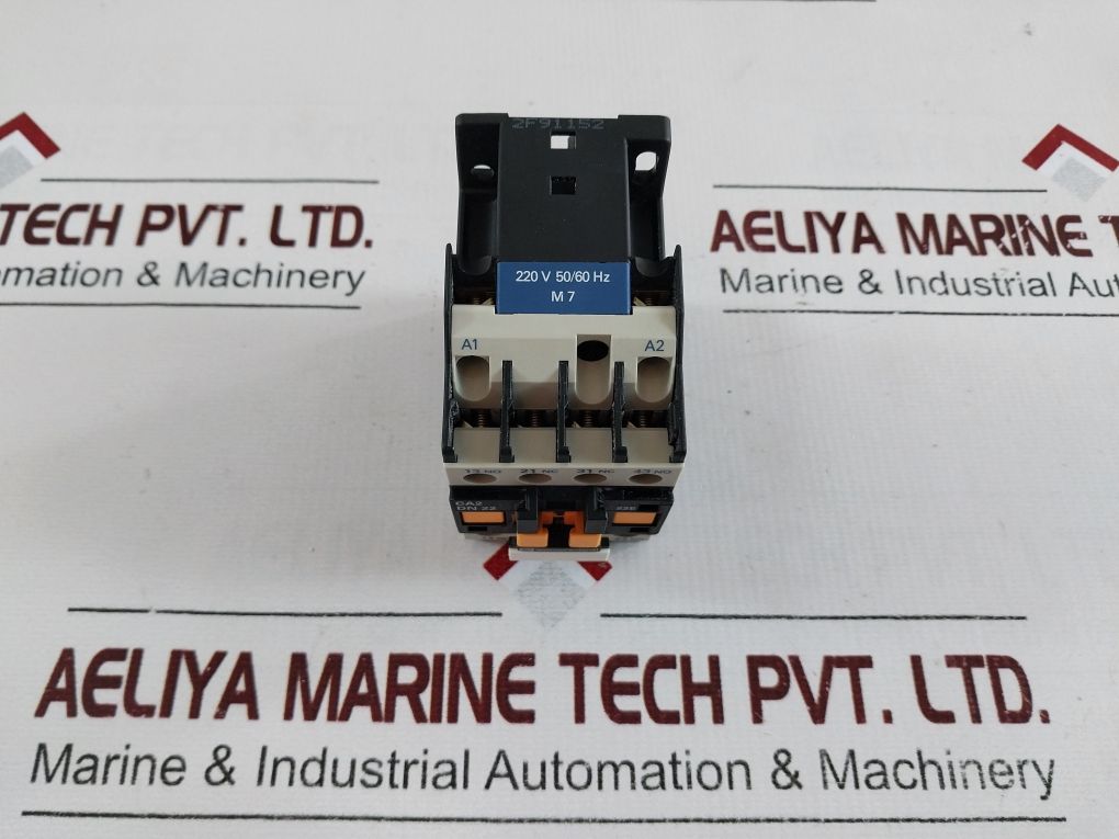 Telemecanique Ca2Dn22M7 Control Relay 220 V 50/60 Hz