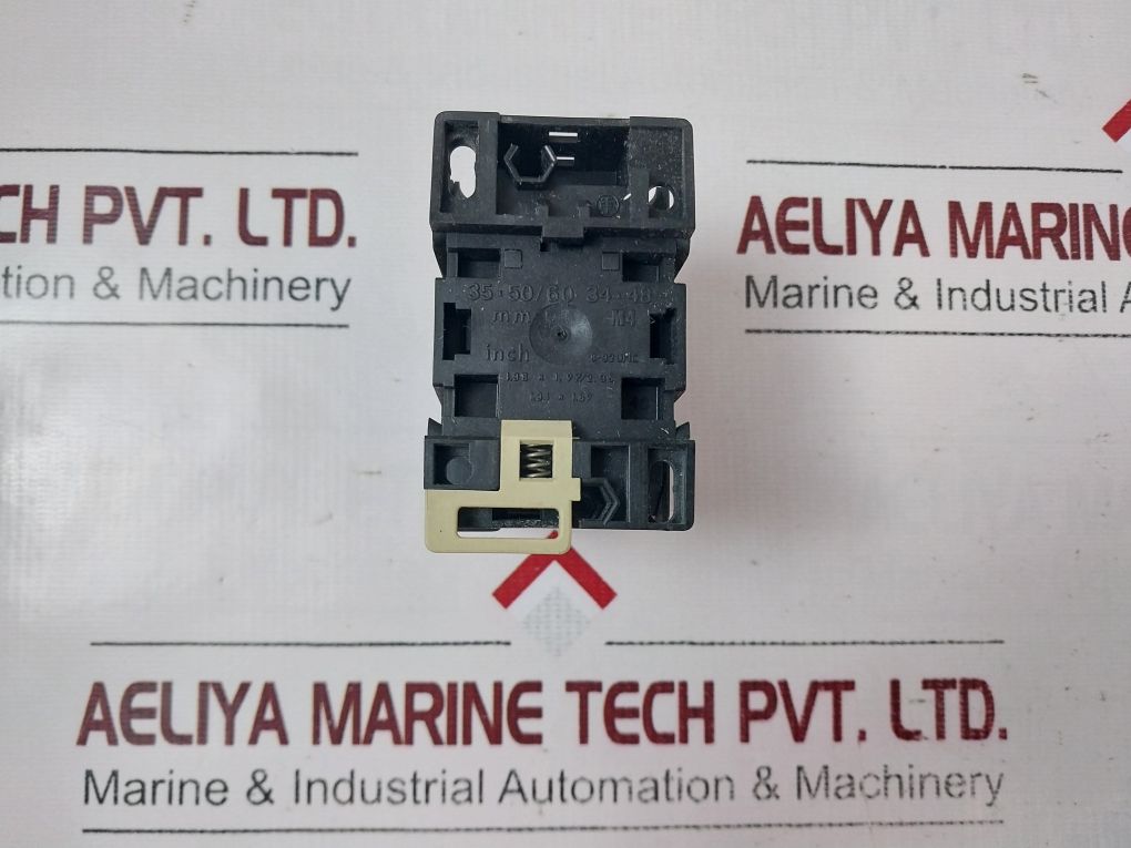 Telemecanique Ca2 Dn 22 Control Relay 110V 50/60H