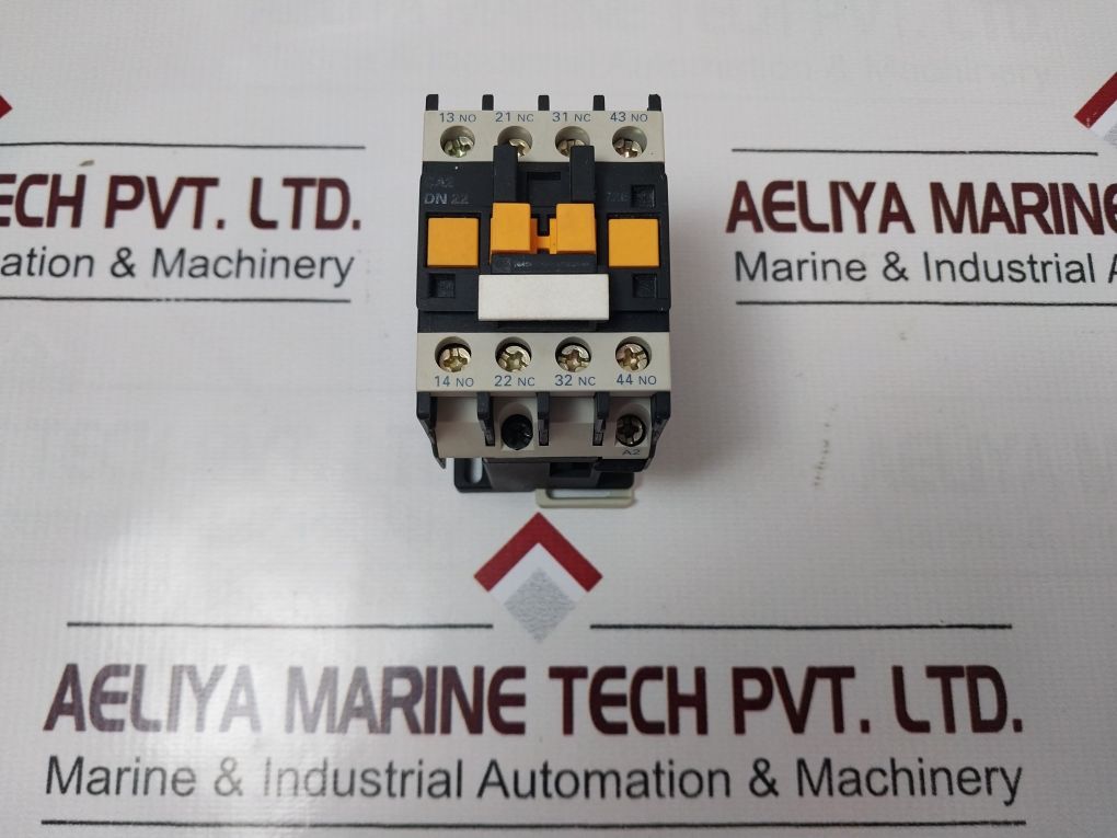 Telemecanique Ca2 Dn 22 750 V