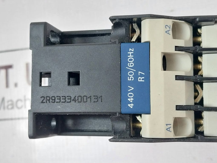 Telemecanique Ca2 Dn 22 Control Relay 440V 50/60Hz