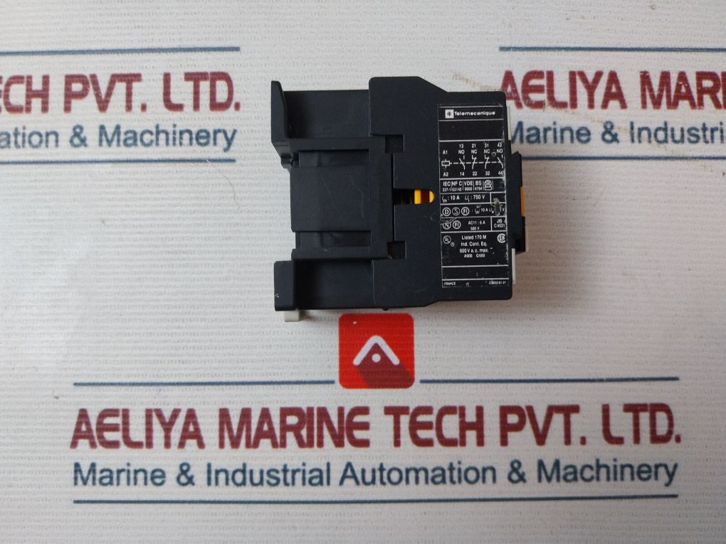 Telemecanique Ca2 Dn 22 Control Relay 6A 500V