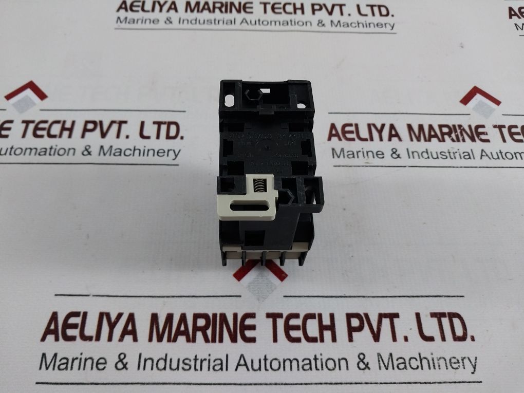 Telemecanique Ca2 Dn 31 Auxiliary Contactor Relay 24V 50 Hz