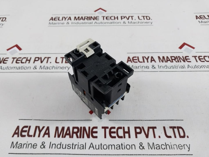 Telemecanique Ca2 Dn 31 Auxiliary Contactor Relay 24V 50 Hz