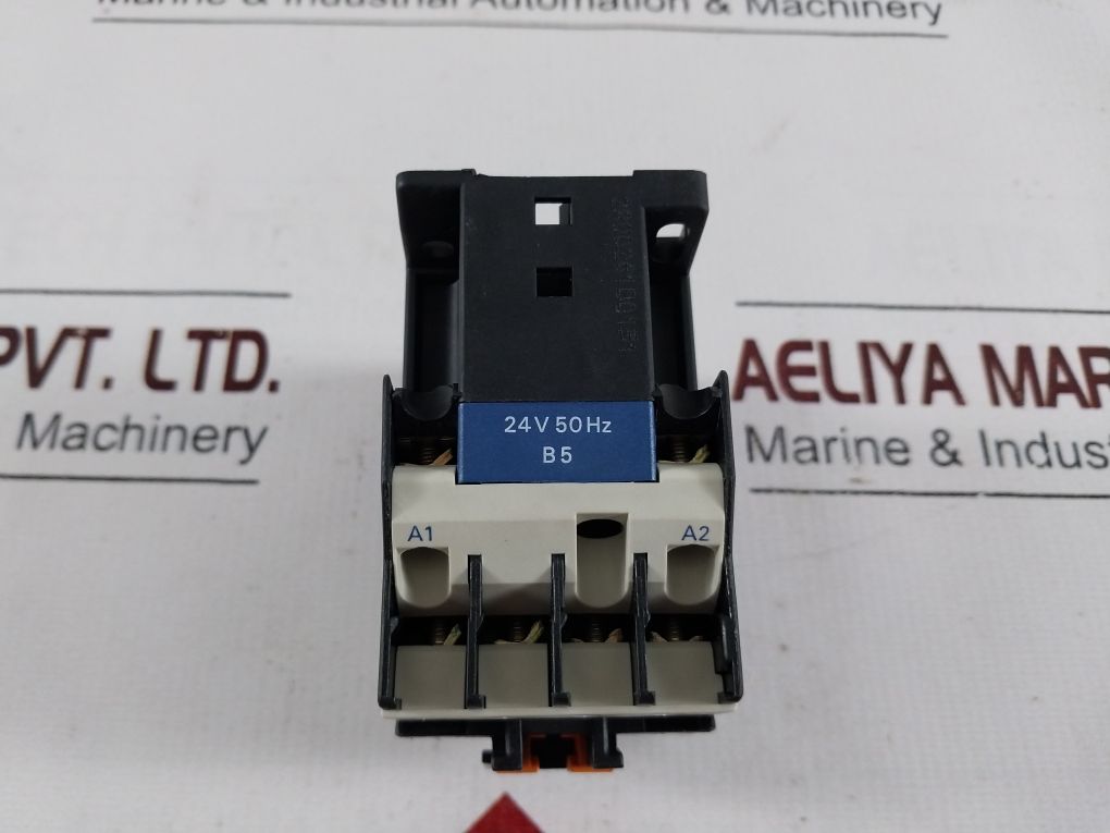 Telemecanique Ca2 Dn 31 Auxiliary Contactor Relay 24V 50 Hz
