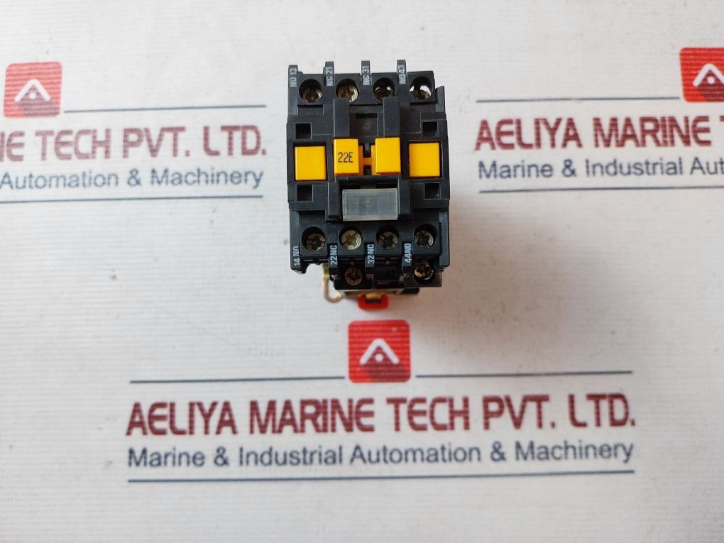 Telemecanique Ca2Dn2229Ba65 Control Relay 24Vdc