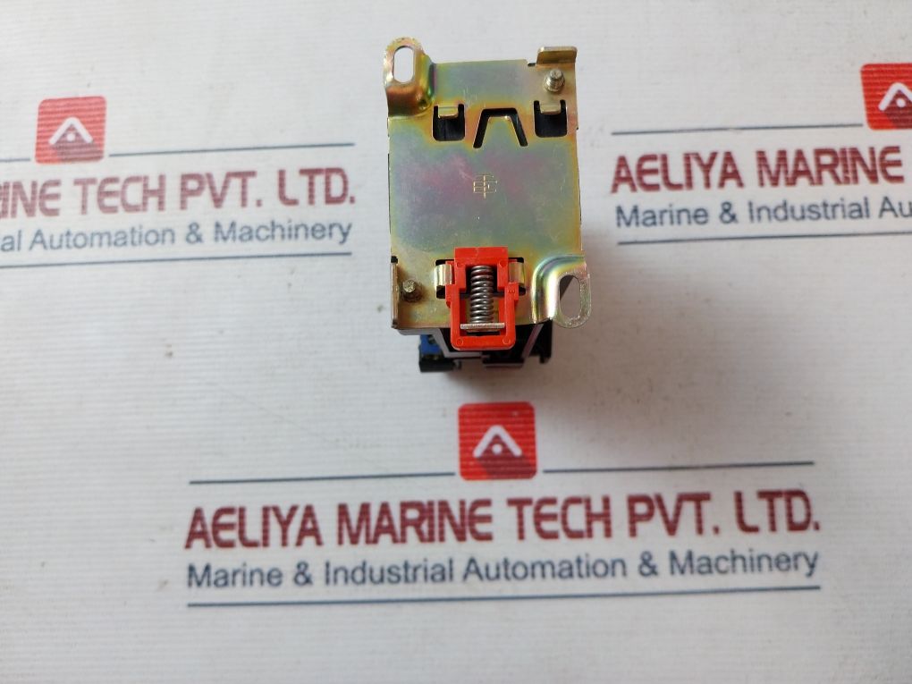 Telemecanique Ca2Dn2229Ba65 Control Relay 24Vdc