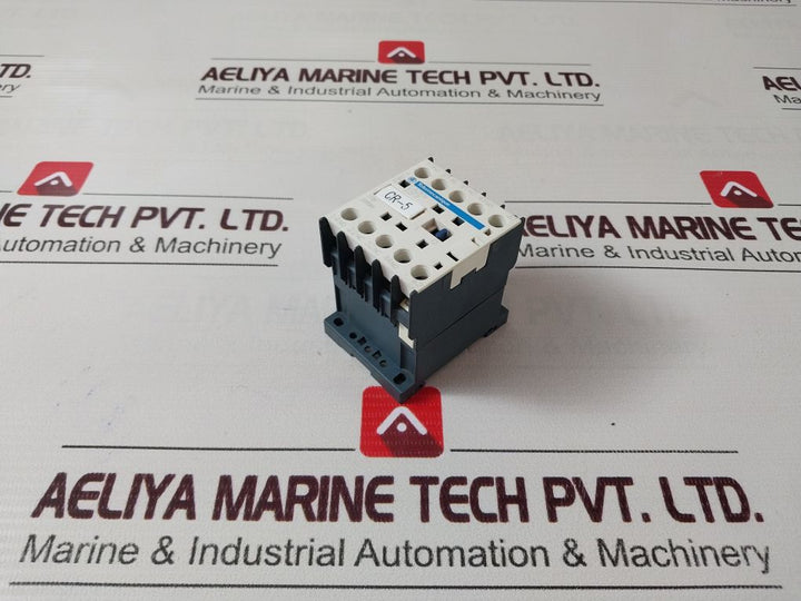 Telemecanique Ca2Kn 22F7 Contactor
