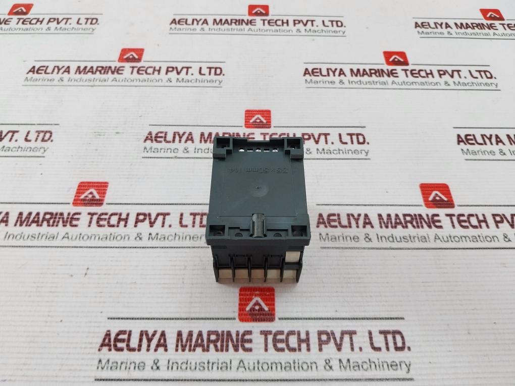 Telemecanique Ca2Kn 22F7 Contactor 10A 690V