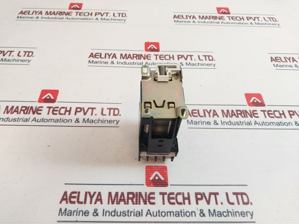 Telemecanique Ca3-dn22Md Control Relay 6A 500V