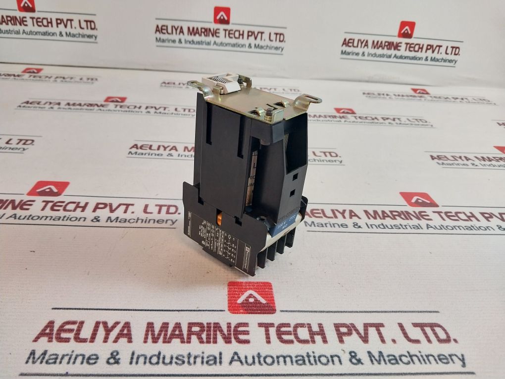 Telemecanique Ca3-dn22Md Control Relay 6A 500V