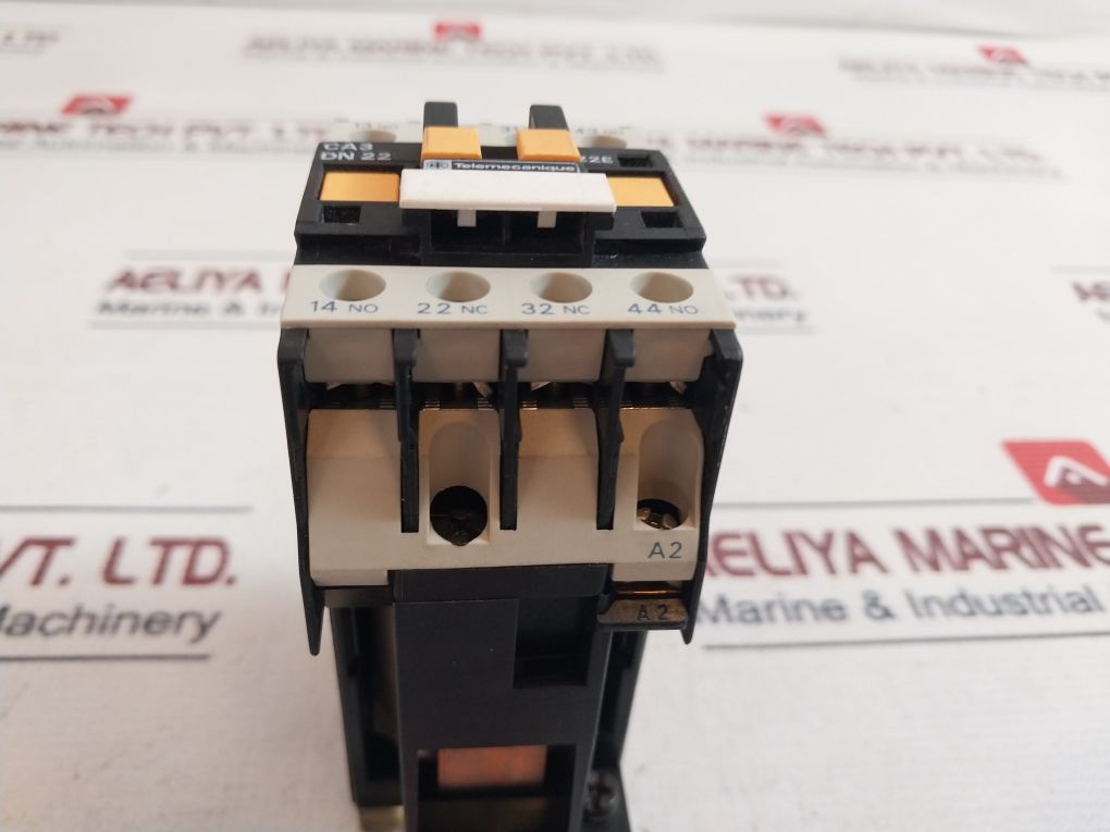 Telemecanique Ca3-dn22Md Control Relay 6A 500V