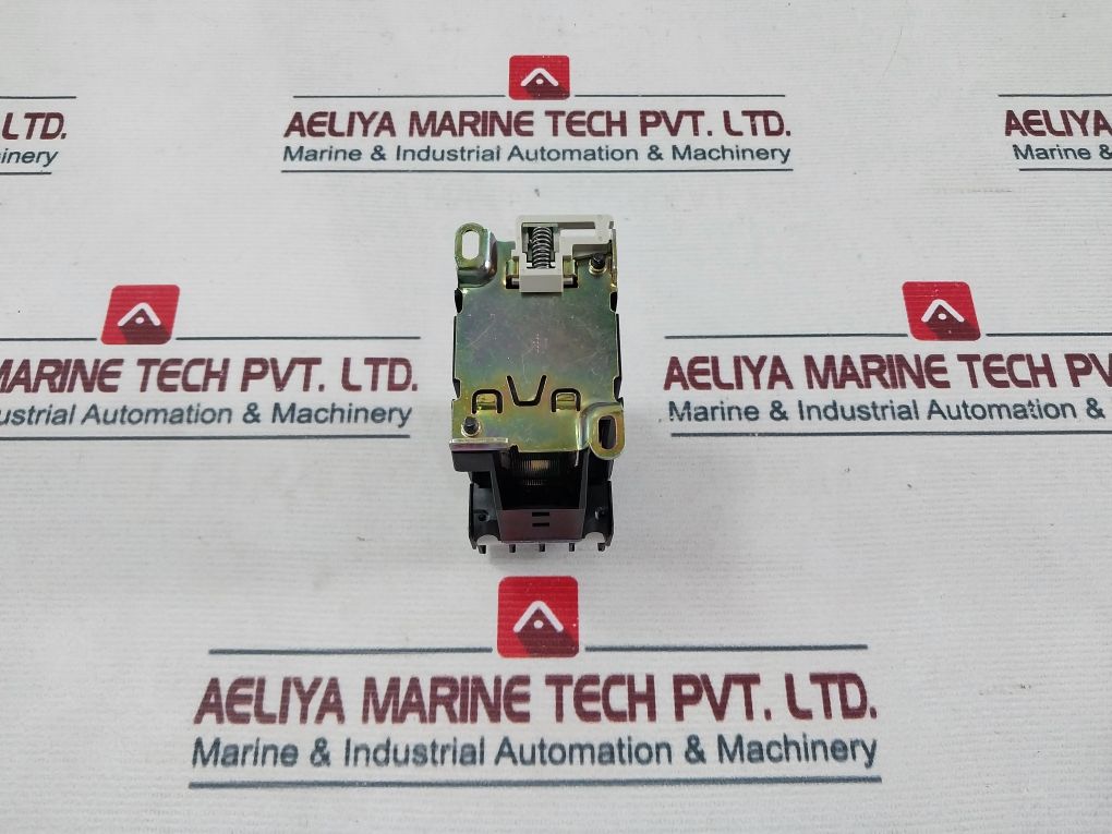 Telemecanique Ca3 Dn40 Control Relay 24V