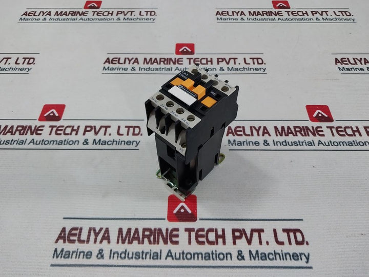Telemecanique Ca3 Dn40 Control Relay 24V